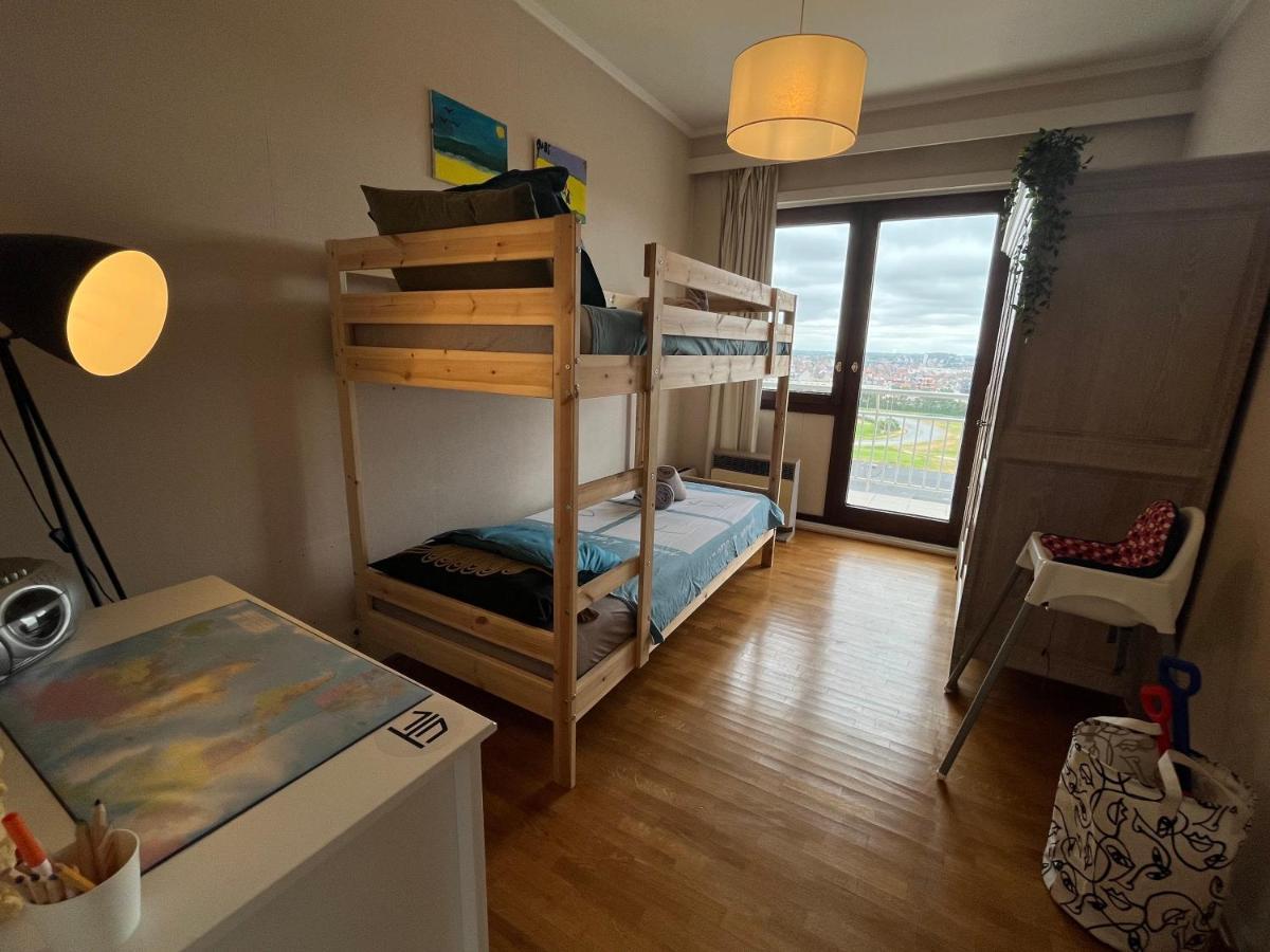 Royal Palace Zeedijk Met 2 Slaapkamers * Ostende